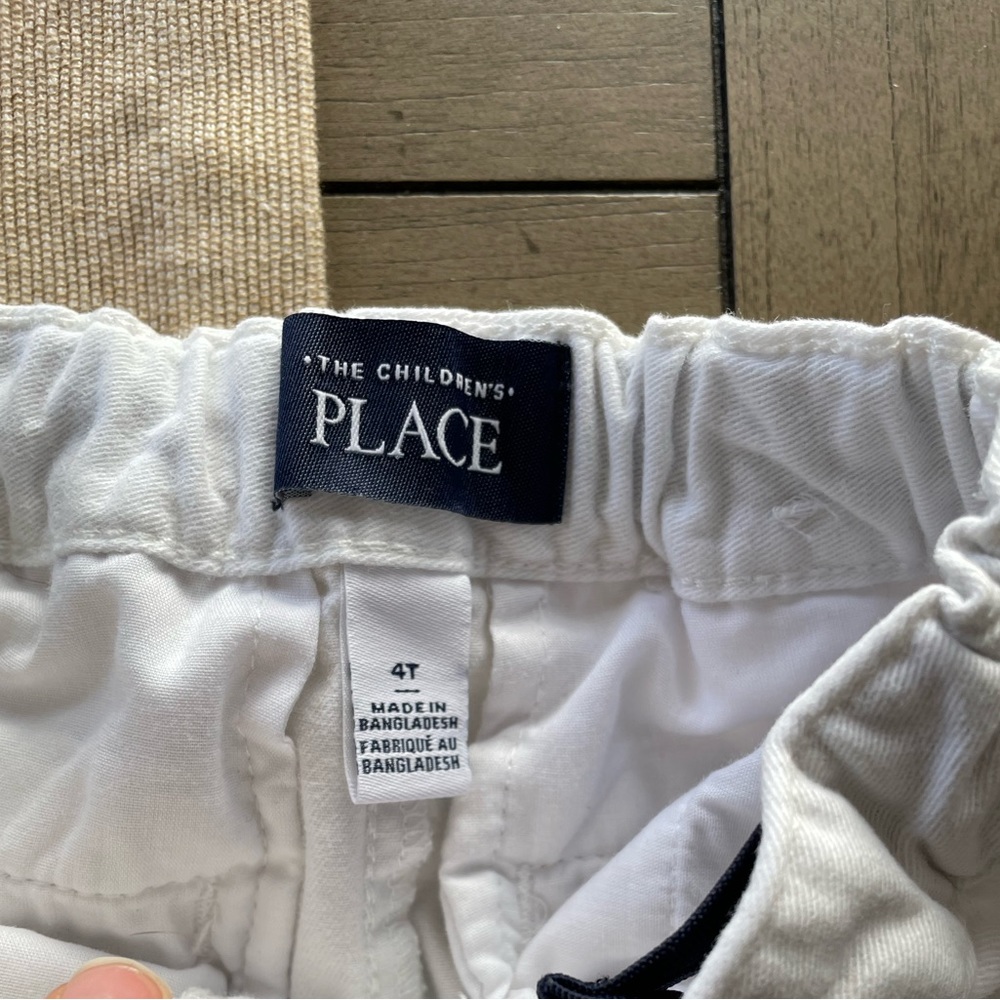 Kids shorts 4T